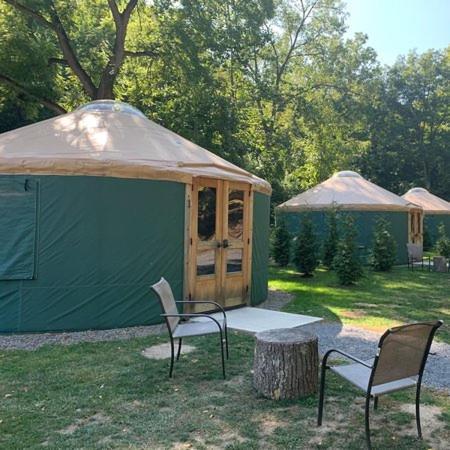 Plum Point Lodge Himrod Екстериор снимка